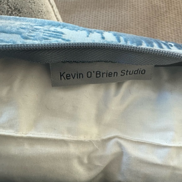 2 mini lumbar pillows NWTS - Picture 3 of 6